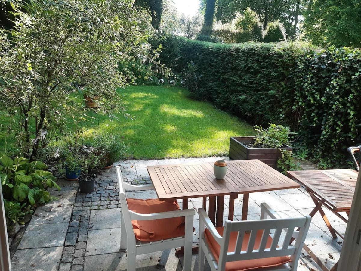 Sunny Garden Flat In Munich